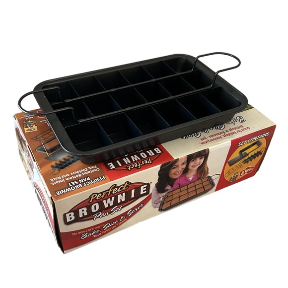 Perfect Brownie Pan Set As Seen On TV Makes 18 Brownie With Box GUC - Picture 6 of 13